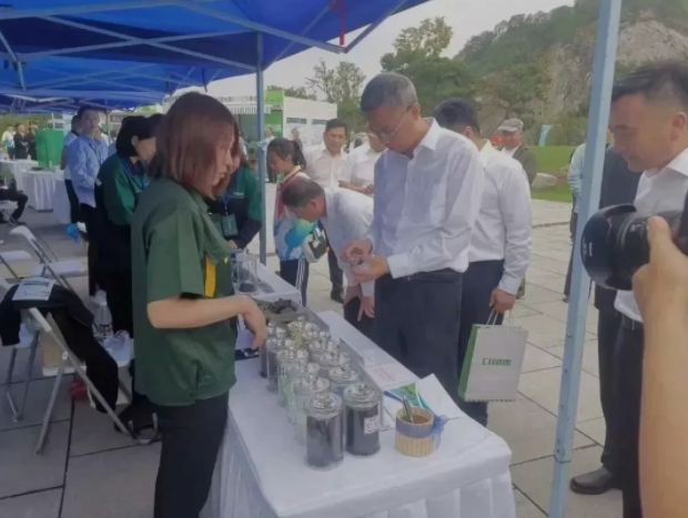 1690947077304578.png image.png