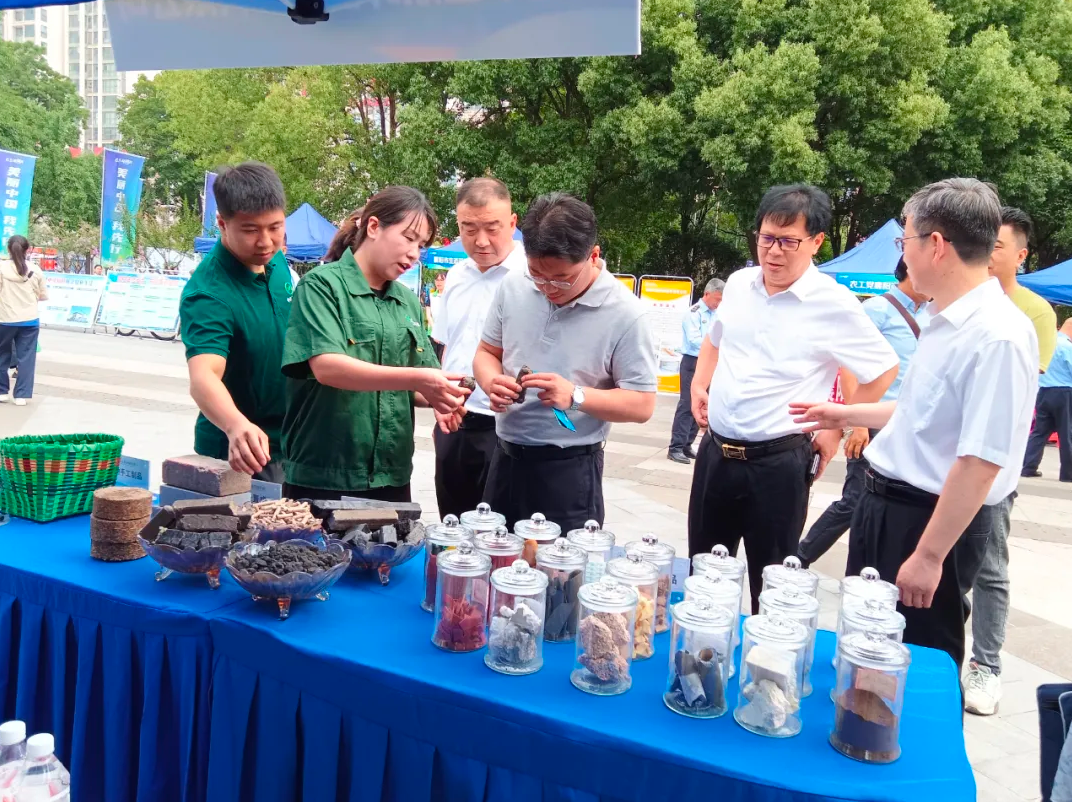 1749116719129069.png image.png